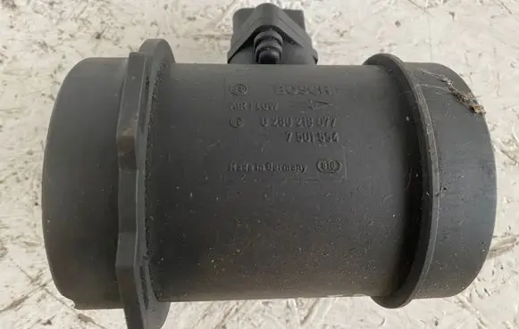 BMW 7 E65 E66 Mass air flow meter