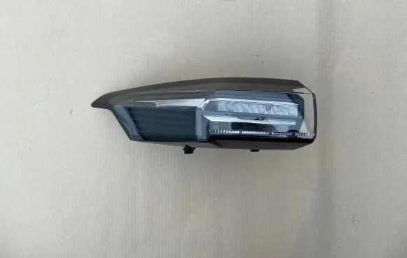 Peugeot 308 Rear/tail lights 9835299480