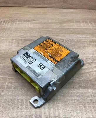 Toyota Corolla E120 E130 Airbag control unit/module 8917013040 2310002440