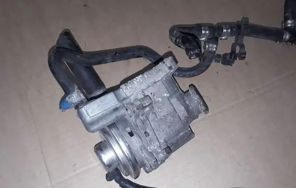 Iveco Daily 45 - 49.10 EGR valve 504121701 017810051
