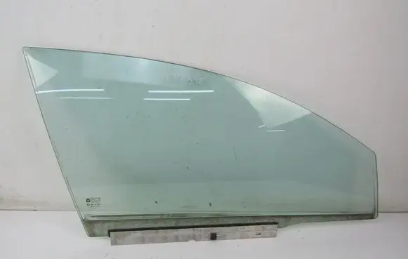 Opel Vectra C Front door window glass four-door 