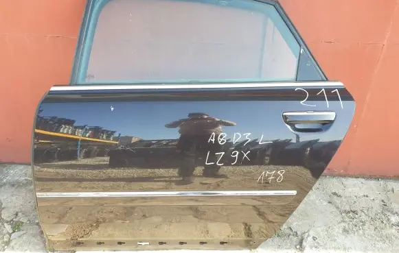 Audi A8 S8 D3 4E Rear door