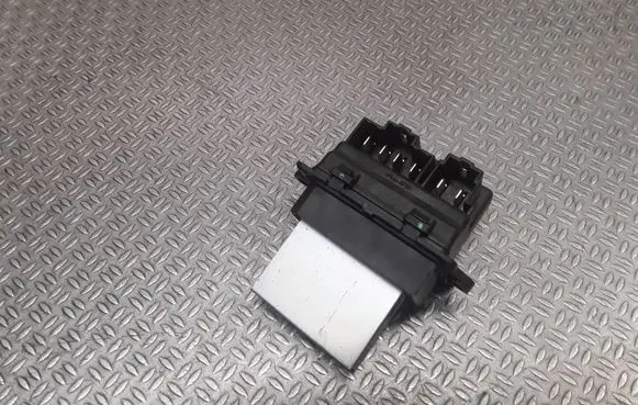 Chrysler Pacifica Heater blower motor/fan resistor 790834UB