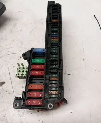 BMW 5 E60 E61 Fuse box set 25613290 PA6GFGK30