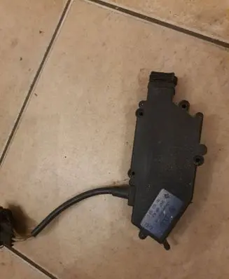Volkswagen Transporter - Caravelle T4 Central locking motor 701959783C VM0T404024