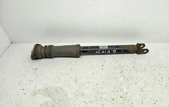 Hyundai ix35 Rear shock absorber/damper 553002Y800