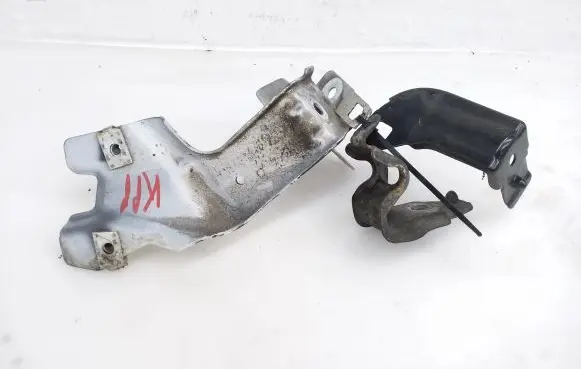 Opel Insignia A Fender mounting bracket