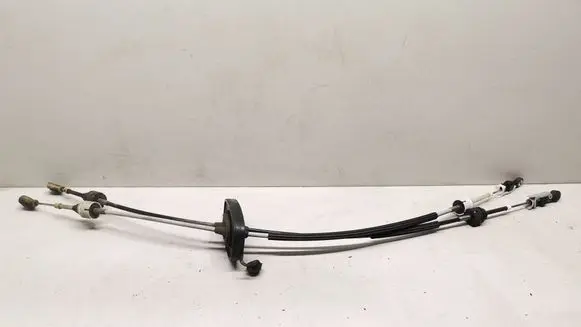 Opel Insignia B Gear shift cable linkage 55504471 55504471001