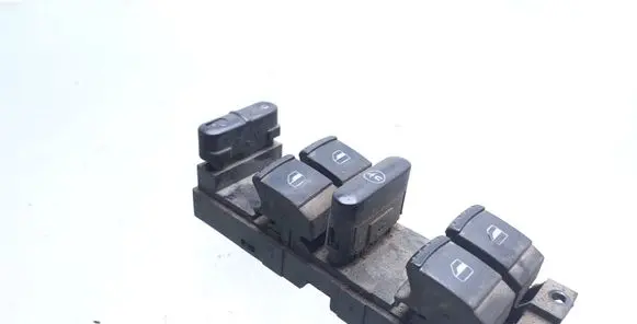 Skoda Octavia Mk1 (1U) Electric window control switch 1J4959857