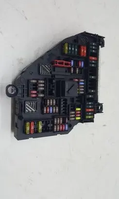 BMW 5 F10 F11 Fuse module 016704991