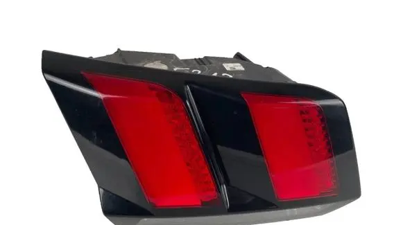 Peugeot 3008 II Tailgate rear/tail lights 9810477880