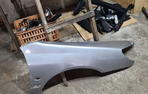Peugeot 607 Fender