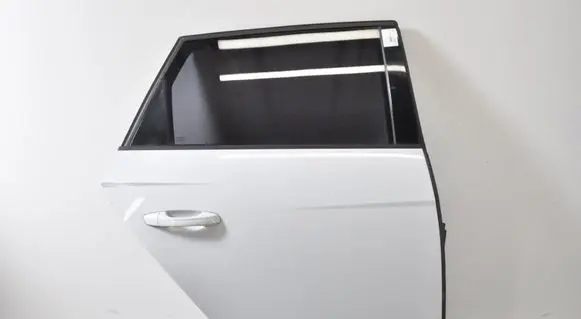Seat Leon (5F) Rear door 