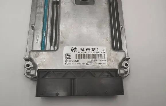 Volkswagen Transporter - Caravelle T5 Engine control unit/module 03L907309M 0281017553