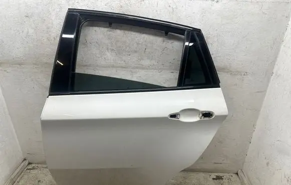 BMW X6 M Rear door