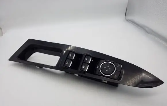 Ford Fusion II Electric window control switch DG9T14540ABW 20150407C