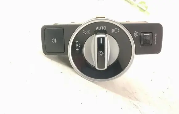 Mercedes-Benz C W204 Light switch A2049053103 2049053103