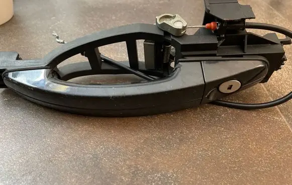 Ford Grand C-MAX Front door exterior handle AM51R224A37