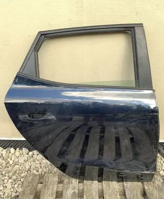 Seat Ibiza V (KJ) Rear door
