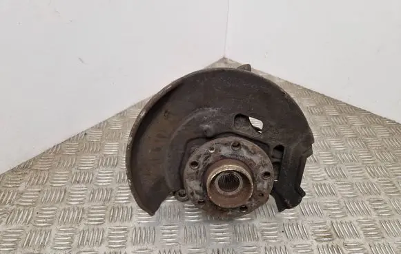 Renault Kadjar Front wheel hub