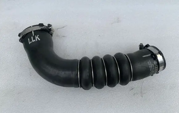 Intercooler hose/pipe