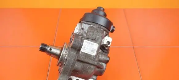 Ford C-MAX II Fuel injection high pressure pump 0445010537 18MB55