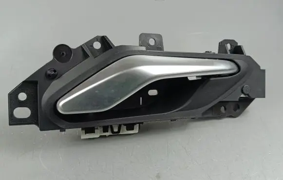 Jeep Grand Cherokee WL Front door interior handle 6PV27TRMAA