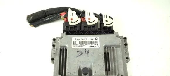 Mini One - Cooper Coupe R56 Engine control unit/module ECU 0261S06663 DME7620987