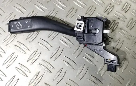 Volkswagen Golf V Indicator stalk 1K0953513G