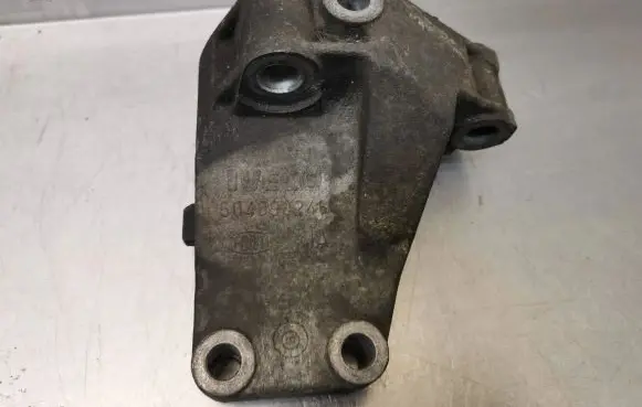 Fiat Ducato Engine mounting bracket 504090245
