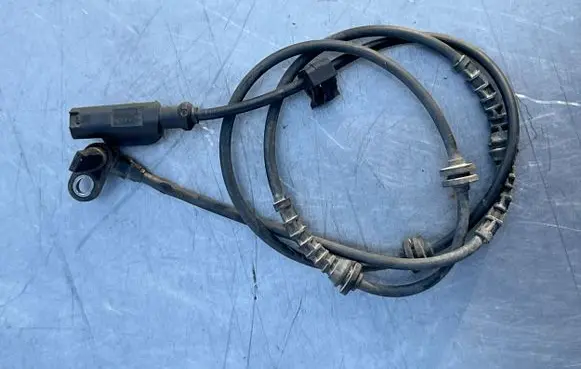 Peugeot Boxer ABS brake wheel speed sensor 0265007685