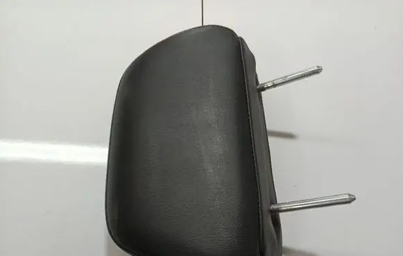 Audi A6 S6 C5 4B Front seat headrest 