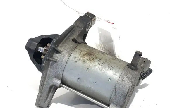 Toyota Yaris Starter motor 28100-0Y130