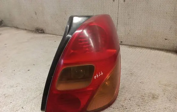 Toyota Corolla Verso E121 Rear/tail lights