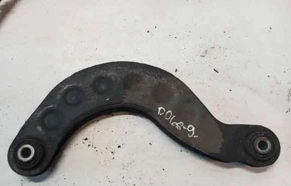Rear control arm