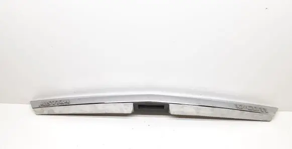 Opel Astra H Tailgate trim 13105814