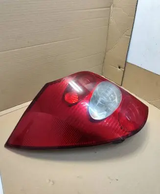 Renault Laguna II Rear/tail lights 8200002471