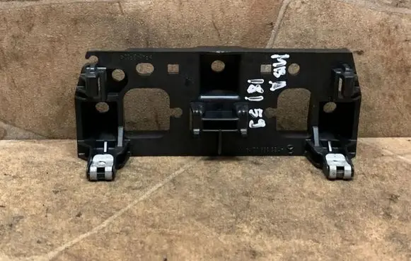 Mercedes-Benz GLS X166 Radio/GPS head unit trim A1666890214
