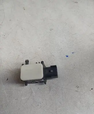 Hyundai Santa Fe Airbag deployment crash/impact sensor 959202B000 SA320080000