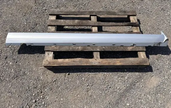 Ford Mustang V Front sill (body part) 5R3Z6310177BAPTM