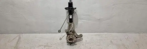 Volkswagen Golf VII Front wheel hub spindle knuckle 5Q0407257A