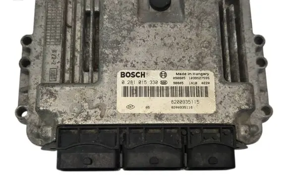 Opel Vivaro Engine control unit/module 0281015330 8200935115 00805