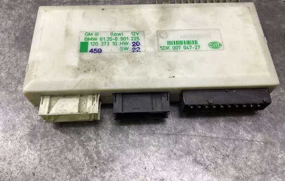 BMW 5 E39 Comfort/convenience module 61356901225 5DK00704727 12037310