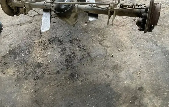 Mercedes-Benz Sprinter W906 Rear axle beam 