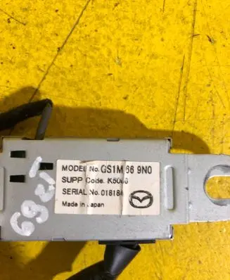 Mazda 6 Aerial antenna amplifier GS1M669NO