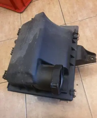 Volkswagen Multivan T4 Air filter box 074129620 074129601 074183B