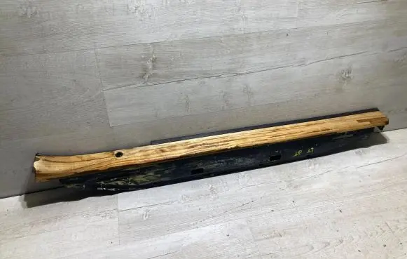 Bentley Mulsanne Rear door card panel trim