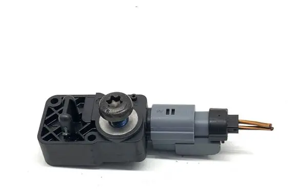 Opel Corsa E Airbag deployment crash/impact sensor 13509729
