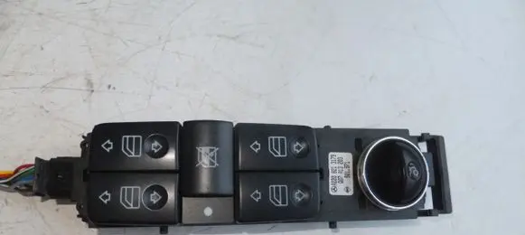 Mercedes-Benz S W220 Electric window control switch 2208213179