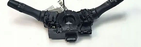 Suzuki Baleno IV Headlight wiper switch 17J452